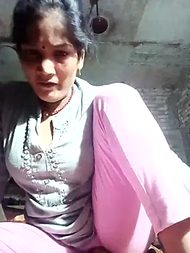HotShivani89 online show from September 8, 2025, 11:04 pm