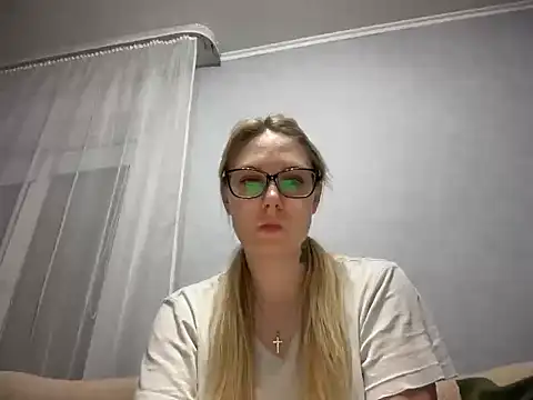 NikexPretty online show from May 21, 2026, 7:44 pm
