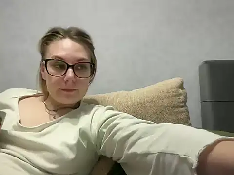 Snapshot of NikexPretty chatting on March 1, 2026, 5:24 pm NikexPretty online show from March 1, 2026, 5:24 pm