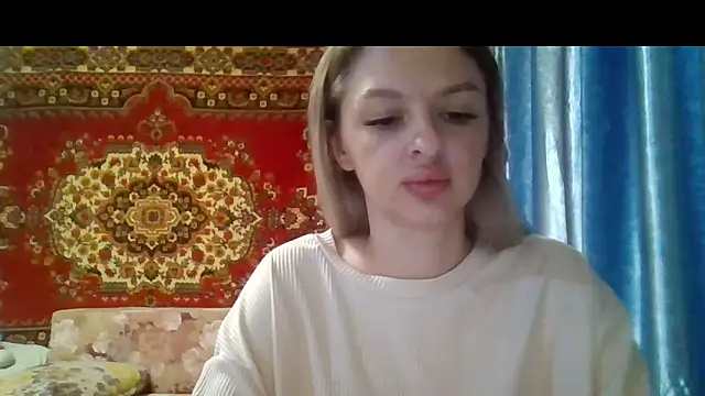 Snapshot of NovaPetal chatting on September 8, 2025, 5:23 pm NovaPetal online show from September 8, 2025, 5:23 pm