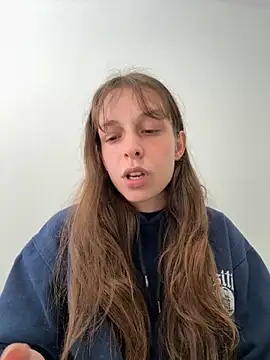 LittleJulietta online show from September 10, 2025, 1:43 pm