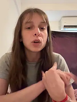 LittleJulietta online show from September 9, 2025, 6:06 pm