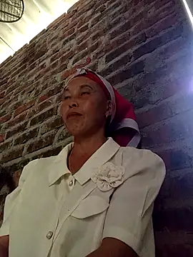 Snapshot of me-cute chatting on September 24, 2025, 2:07 am me-cute online show from September 24, 2025, 2:07 am