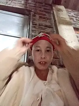 Snapshot of me-cute chatting on September 29, 2025, 11:49 am me-cute online show from September 29, 2025, 11:49 am