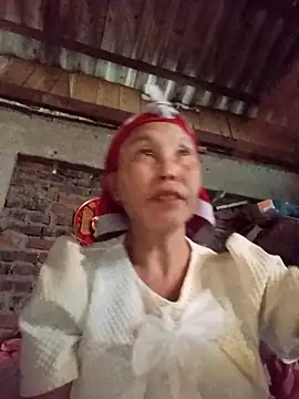 Snapshot of me-cute chatting on September 26, 2025, 10:44 am me-cute online show from September 26, 2025, 10:44 am