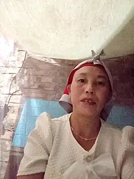 Snapshot of me-cute chatting on October 15, 2025, 9:01 pm me-cute online show from October 15, 2025, 9:01 pm