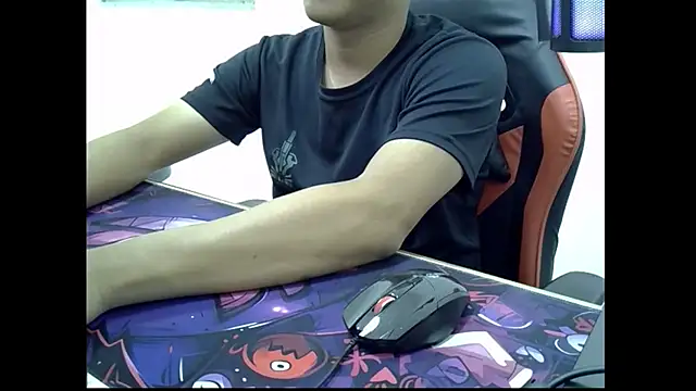 zhu000000 online show from October 9, 2025, 6:58 am