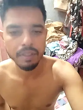 fcukboiiiii69 online show from February 5, 2026, 9:43 pm