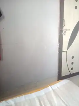 Snapshot of Cute-Mahiraa chatting on October 23, 2025, 11:09 am Cute-Mahiraa online show from October 23, 2025, 11:09 am