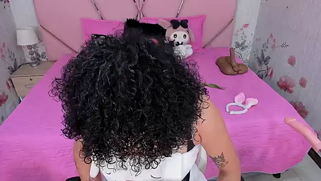 SafiroAgataaa online show from December 21, 2025, 4:03 am