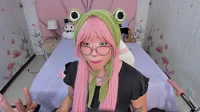 SafiroAgataaa online show from November 28, 2025, 7:58 pm