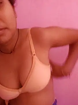 Snapshot of Vaani_Cutie chatting on June 12, 2026, 7:17 am Vaani Cutie online show from June 12, 2026, 7:17 am