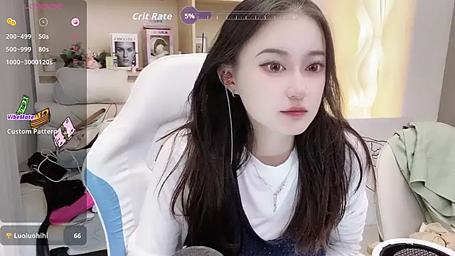 Snapshot of Naiyi-babe chatting on October 19, 2025, 3:59 pm Naiyi-babe online show from October 19, 2025, 3:59 pm