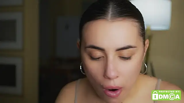 KateCarrey online show from October 6, 2025, 7:25 pm