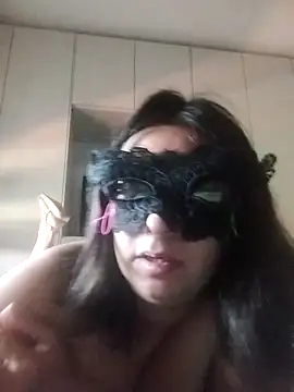 caldaevogliosa81 online show from September 17, 2025, 8:27 am