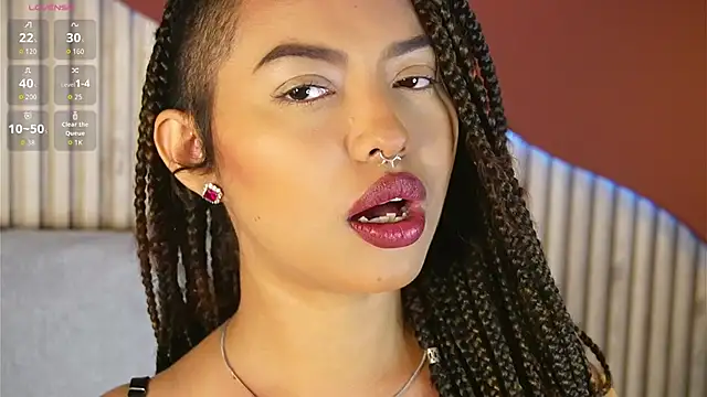 Nina Kinky online show from September 23, 2025, 2:13 pm