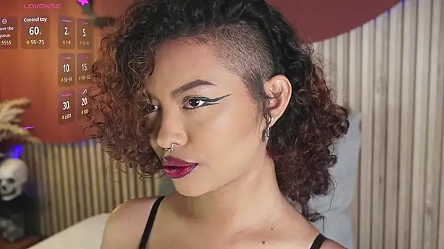 Nina Kinky online show from October 3, 2025, 12:50 pm