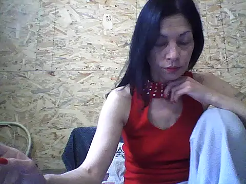 Snapshot of Milana38 chatting on October 10, 2025, 7:20 am Milana38 online show from October 10, 2025, 7:20 am