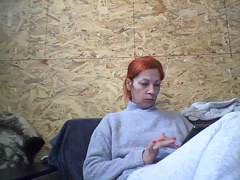 Snapshot of Milana38 chatting on October 1, 2025, 9:36 am Milana38 online show from October 1, 2025, 9:36 am