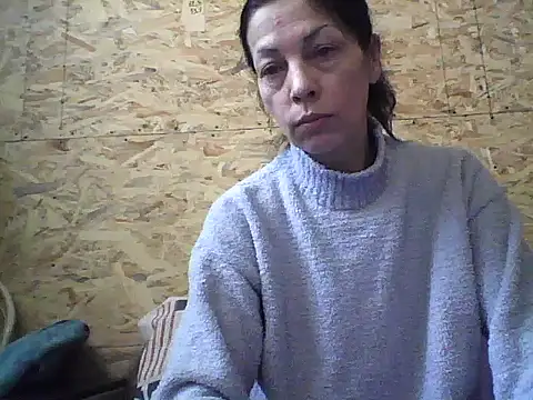 Snapshot of Milana38 chatting on October 27, 2025, 8:37 am Milana38 online show from October 27, 2025, 8:37 am