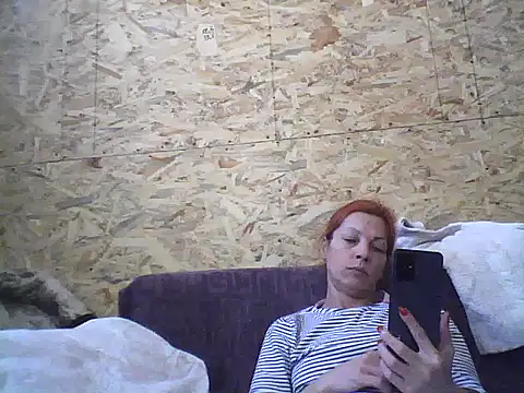 Snapshot of Milana38 chatting on October 5, 2025, 7:54 am Milana38 online show from October 5, 2025, 7:54 am