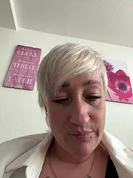 Rozendefotz online show from April 4, 2026, 12:56 pm