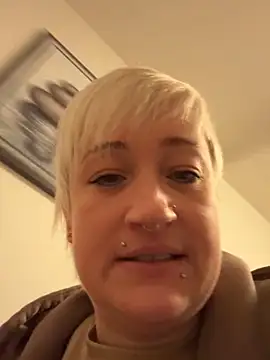 Rozendefotz online show from November 28, 2025, 7:41 am