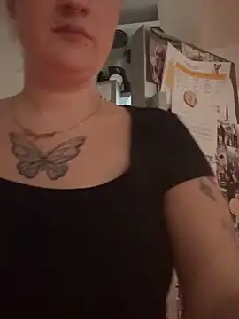 Snapshot of Rozendefotz chatting on October 1, 2025, 6:07 am Rozendefotz online show from October 1, 2025, 6:07 am