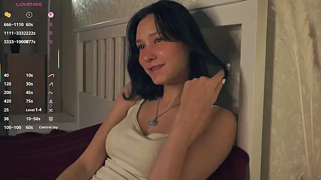 Snapshot of IrenePlamer chatting on October 12, 2025, 8:10 pm IrenePlamer online show from October 12, 2025, 8:10 pm