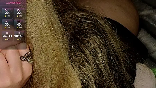 Dllqq online show from April 5, 2026, 2:13 pm