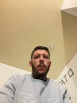 pimousssse online show from October 30, 2025, 11:45 pm