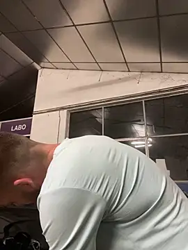 pimousssse online show from October 4, 2025, 1:29 am