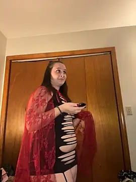 Snapshot of Shadow_Slut chatting on October 30, 2025, 10:28 pm Shadow Slut online show from October 30, 2025, 10:28 pm