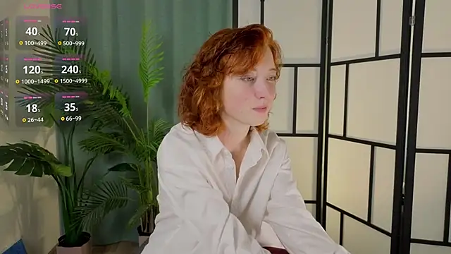 Snapshot of JuanaFriesz chatting on September 19, 2025, 7:12 am JuanaFriesz online show from September 19, 2025, 7:12 am