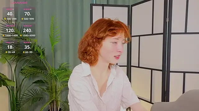 Snapshot of JuanaFriesz chatting on September 20, 2025, 7:13 am JuanaFriesz online show from September 20, 2025, 7:13 am