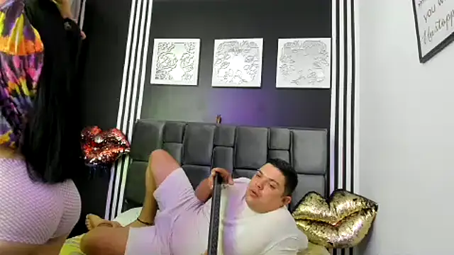 Snapshot of Hornycouple_Hot chatting on September 23, 2025, 12:56 pm Hornycouple Hot online show from September 23, 2025, 12:56 pm