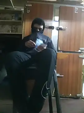 Snapshot of boy_arabe_20 chatting on February 18, 2026, 9:22 pm boy arabe 20 online show from February 18, 2026, 9:22 pm