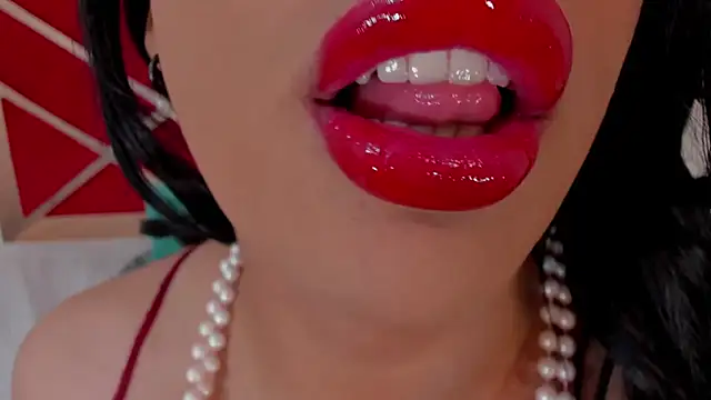 sweet Elizabeth online show from June 24, 2026, 1:10 pm