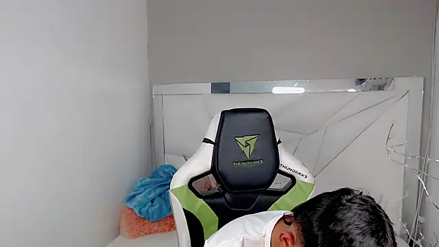 Austin col  online show from September 22, 2025, 7:53 pm