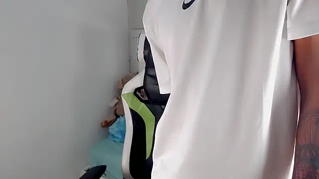 Austin col  online show from October 16, 2025, 8:28 pm