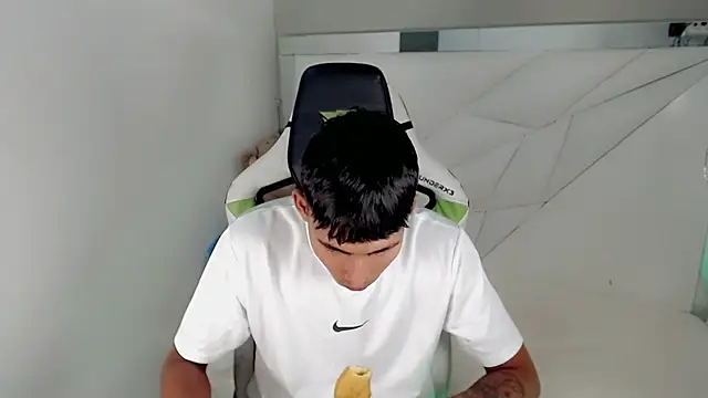 Austin col  online show from October 5, 2025, 2:19 pm