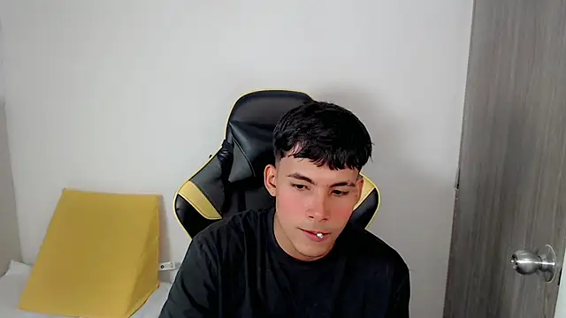 Austin col  online show from September 10, 2025, 8:19 pm