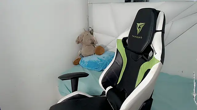 Austin col  online show from October 31, 2025, 12:13 pm