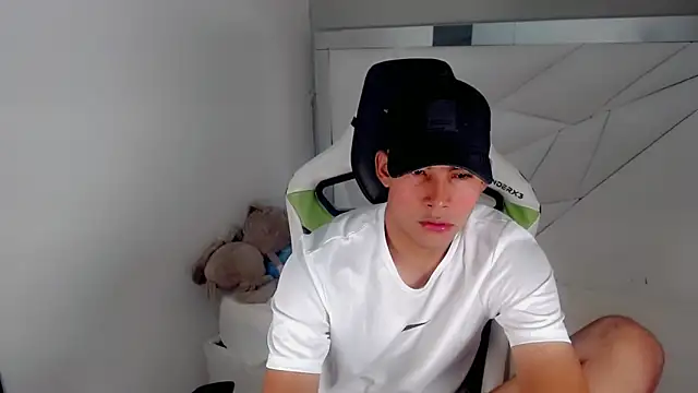 Austin col  online show from October 10, 2025, 1:34 pm