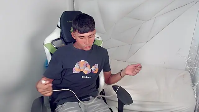 Austin col  online show from September 30, 2025, 7:31 pm