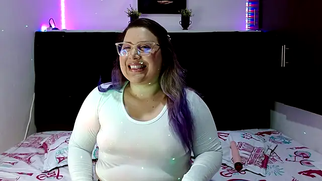 EmmaTower online show from September 16, 2025, 7:15 pm