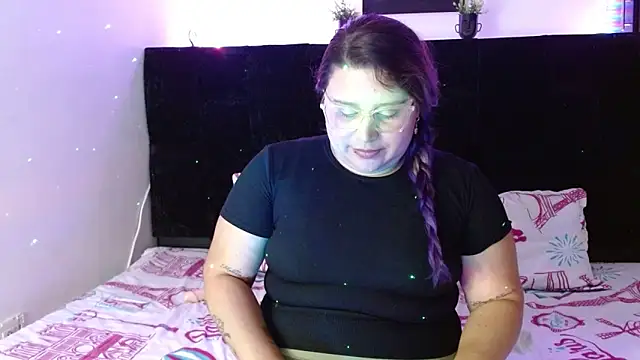 EmmaTower online show from September 15, 2025, 7:36 pm