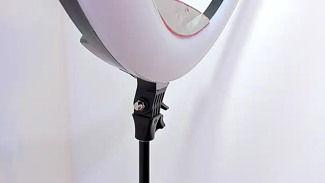 Snapshot of Lucia_jane chatting on October 30, 2025, 8:50 pm Lucia jane online show from October 30, 2025, 8:50 pm