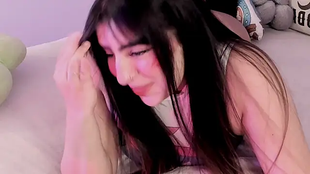 Snapshot of Camila_Matinez_ chatting on September 26, 2025, 12:50 am Camila Matinez  online show from September 26, 2025, 12:50 am