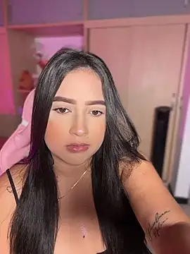 Emiily Moore1 online show from May 8, 2026, 11:19 pm